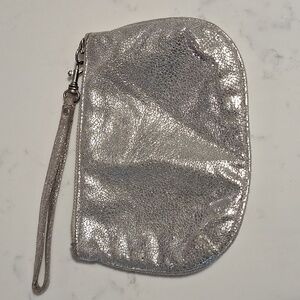 Express wristlet silver